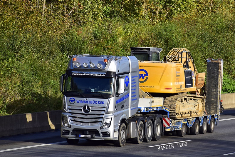 _DSC7852-crop-Wimmelbücker Abbruch-Mercedes-Benz Actros MP5 BigSpace.JPG