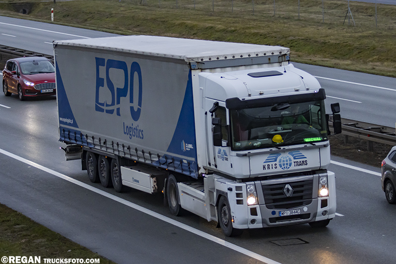 Renault Magnum - Kris Trans.jpg