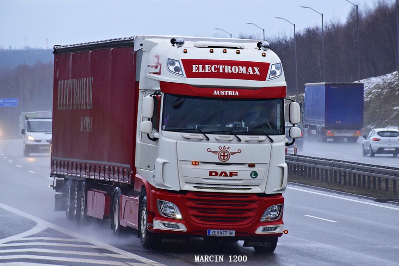 _DSC9331-crop-Electromax-DAF XF 106.JPG
