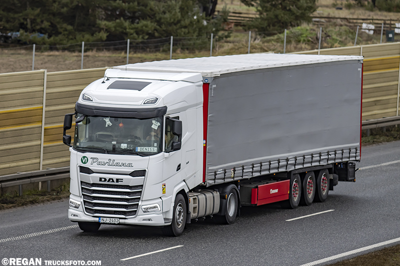 DAF  XG - Pavilana.jpg