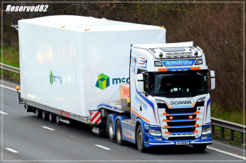 DSC_8250.JPG Amstrong.JPG