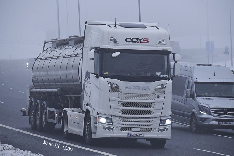 _DSC8416-crop-SCANIA S560-ODYS.JPG