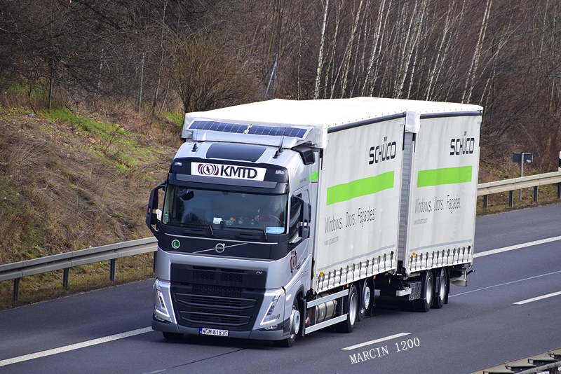 _DSC9653-crop-KMTD-VOLVO FH V.JPG