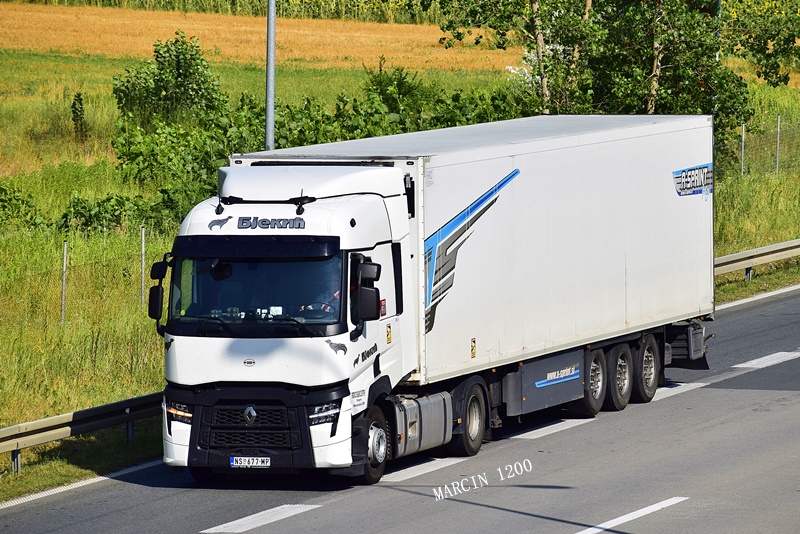 _DSC5525-crop-Agro D Bjekic-Renault Range T Evo.JPG