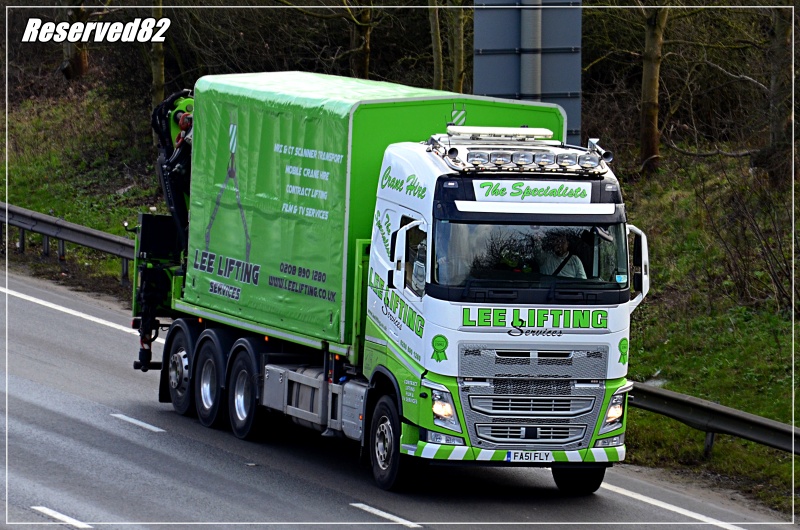 DSC_2671.JPG Lee Lifting.JPG