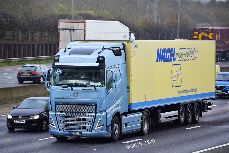 _DSC0866-crop-Mahlfeld-VOLVO FH V.JPG