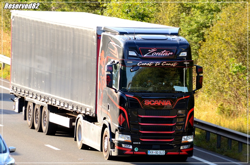 DSC_2399.JPG Zontar.JPG