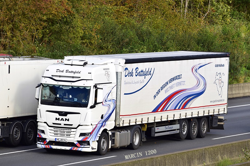 _DSC8004-crop-Dirk Battefeld-MAN TGX II.JPG