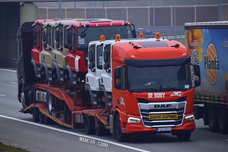 _DSC0111-crop-DAF XD - De Rooy.JPG