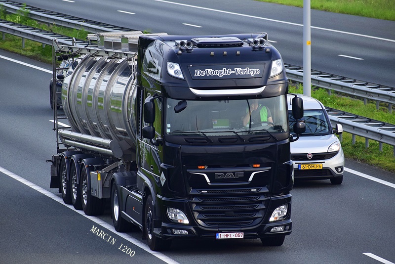_DSC3464-crop-De Vooght Verleye-DAF XF 106 II.JPG