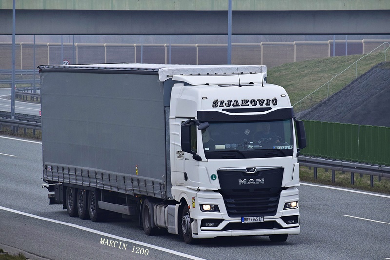 _DSC0088-crop-Sijaković-MAN TGX II.JPG