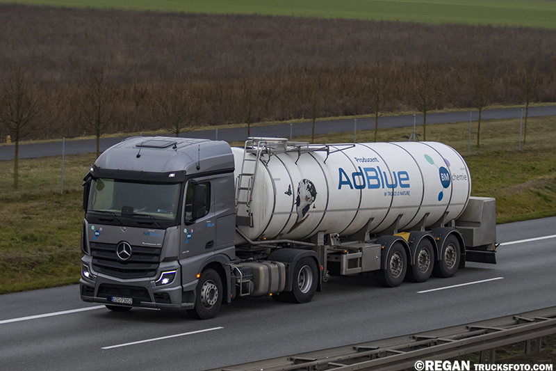 Mercedes-Benz Actros F - BM Chemie.jpg