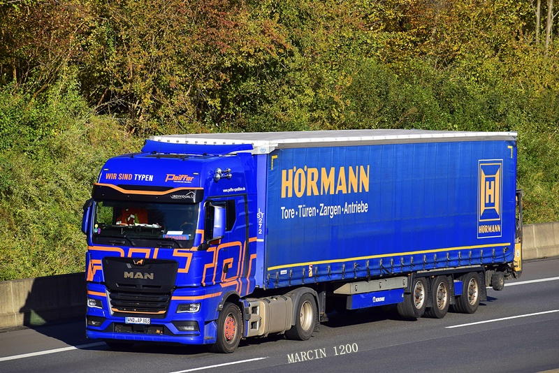 _DSC8182-crop-Spedition Peiffer-MAN TGX II INDYVIDUAL-KRONE.JPG