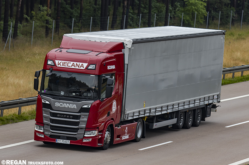 Scania 460R Super - Kiecana.jpg