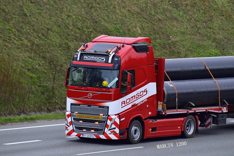 _DSC0905-crop-Romgos-VOLVO FH V.JPG