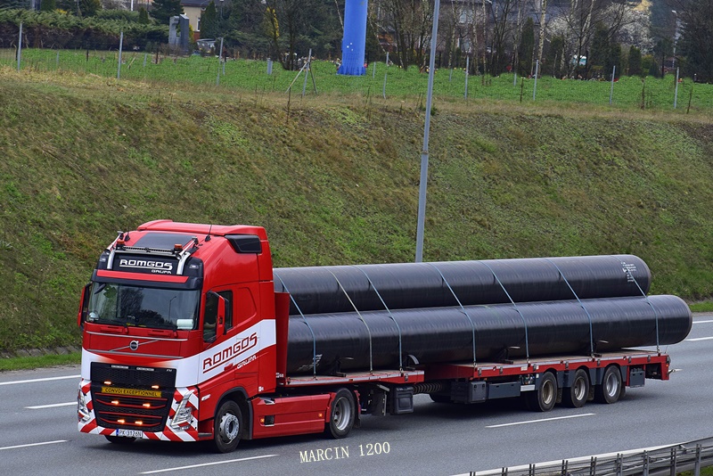 _DSC0906-crop-Romgos-VOLVO FH V.JPG