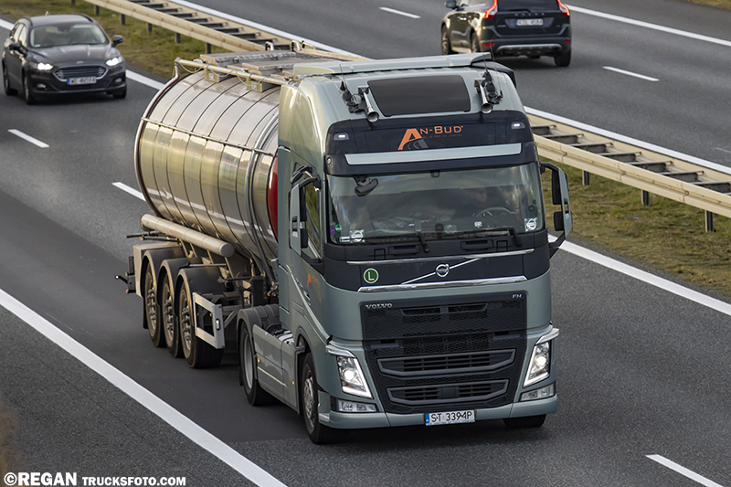 Volvo FH4 - An-Bud.jpg
