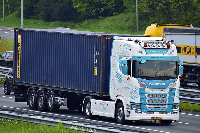 _DSC3952-crop-ELEVAT Trans-SCANIA S500.JPG