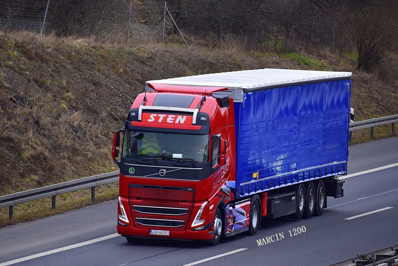 _DSC9709-crop-STEN-VOLVO FH V-Kögel.JPG