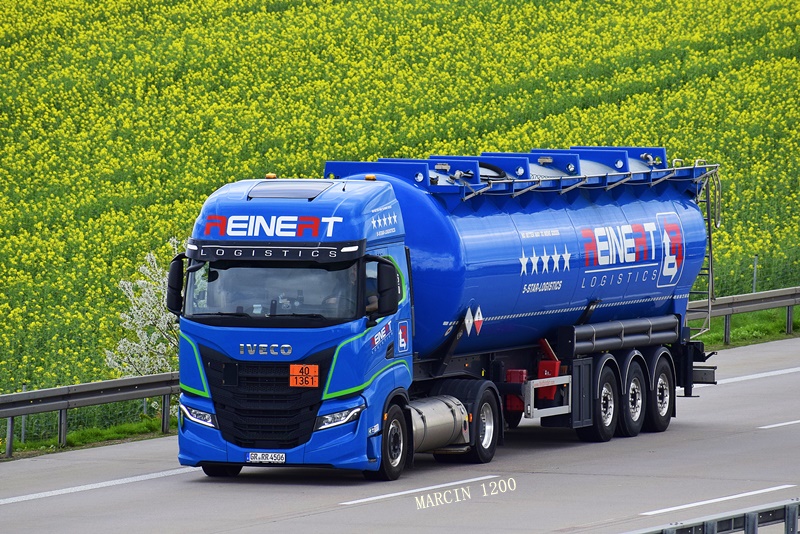 _DSC2041-crop-Iveco-S-Way LNG-Reinert.JPG