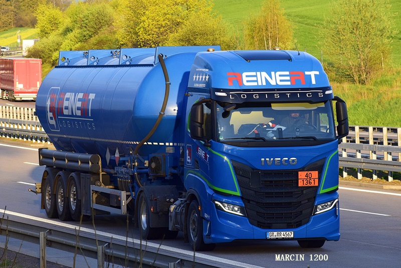 _DSC2547-crop-Iveco-S-Way LNG-Reinert.JPG