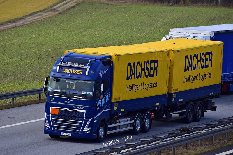 _DSC9505-crop-Trans Horyzont-VOLVO FH V - DACHSER-BDF.JPG