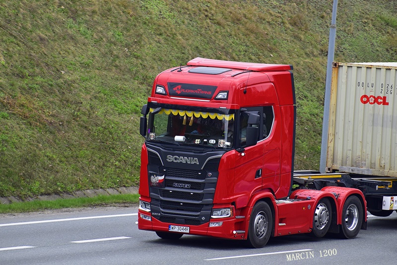 _DSC0902-crop-Scania 530S V8 - MajorkaTrans.JPG