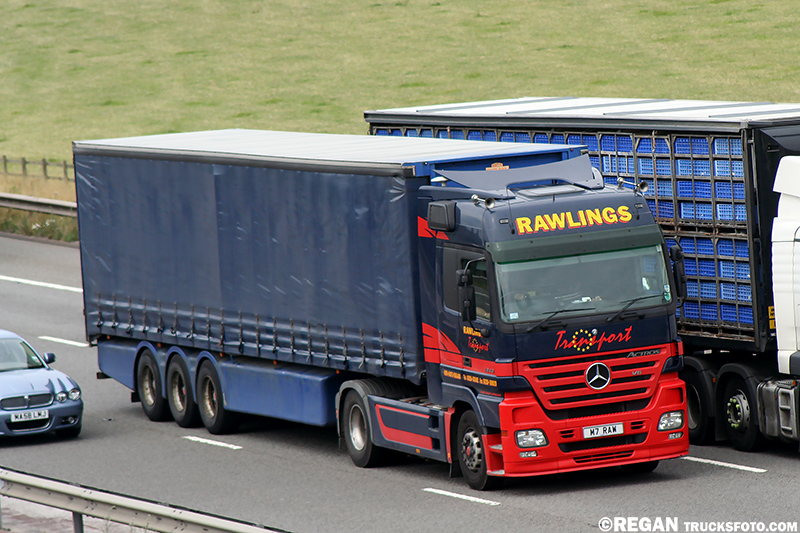 Mercedes-Benz Actros MP2 - Rawlings.jpg