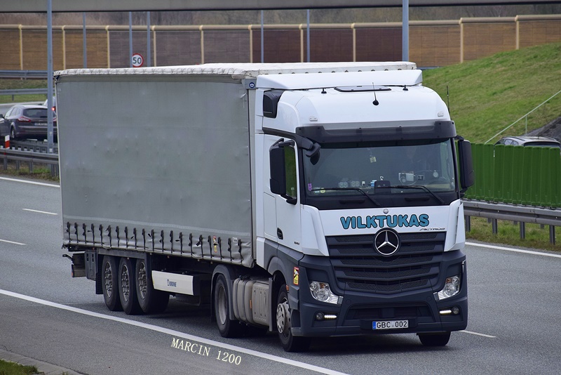 _DSC0438-crop-Mercedes-Benz ActrosL MP4-Vilktukas.JPG