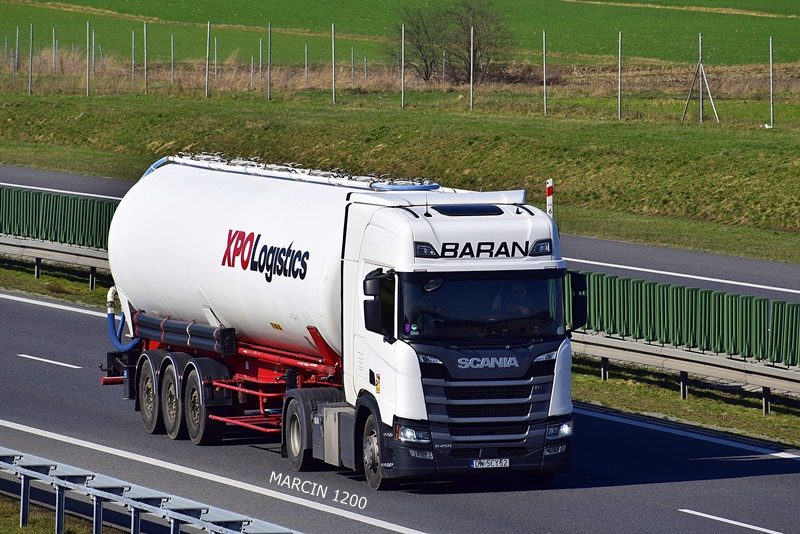_DSC0262-crop-BARAN-SCANIA R450 NG.JPG