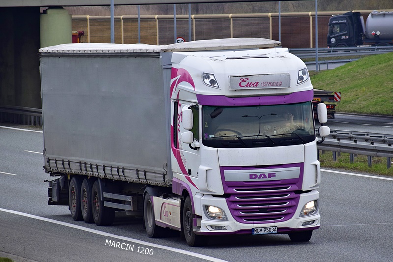 _DSC0434-crop-DAF XF 106- Ewa trans.JPG