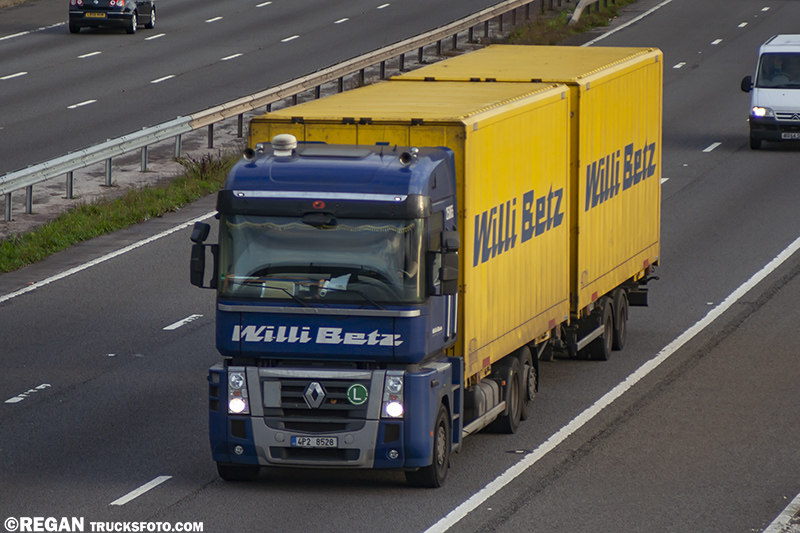 Renault Magnum - Willi Betz.jpg