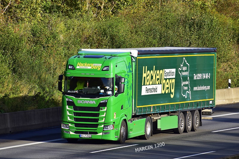 _DSC7839-crop-Hackenberg Spedition-SCANIA S500.JPG