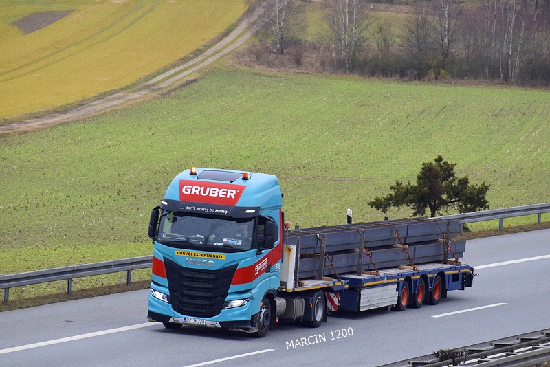 _DSC9744-crop-GRUBER-Iveco S-Way.JPG