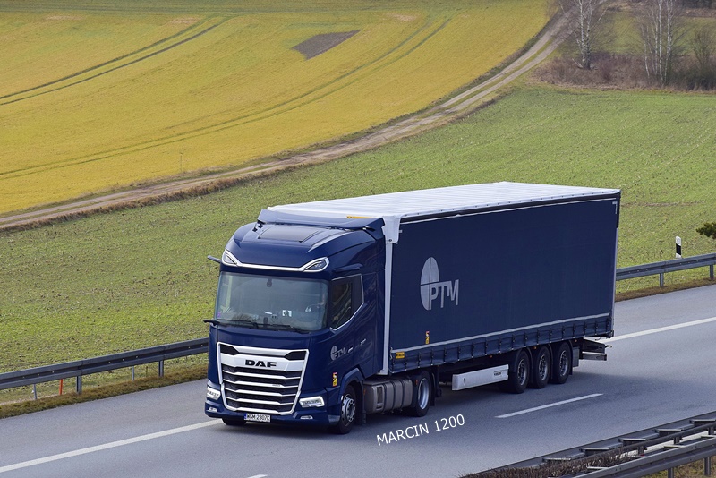 _DSC9650-crop-DAF XG+ - PTM-WIELTON.JPG