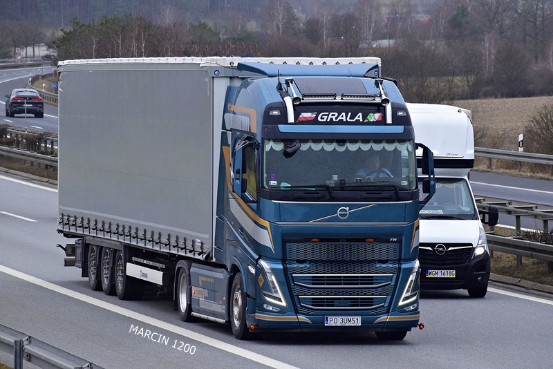 _DSC9775-crop-GRALA-VOLVO FH V.JPG