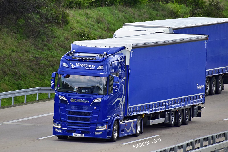 _DSC1662 MEGATRANS-crop-SCANIA S500.JPG