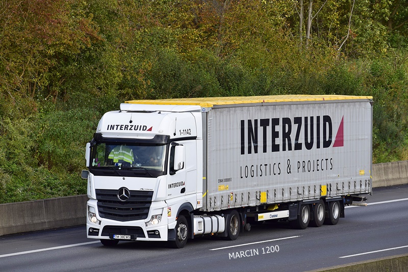 _DSC7956-crop-Interzuid-Mercedes-Benz Actros MP4.JPG