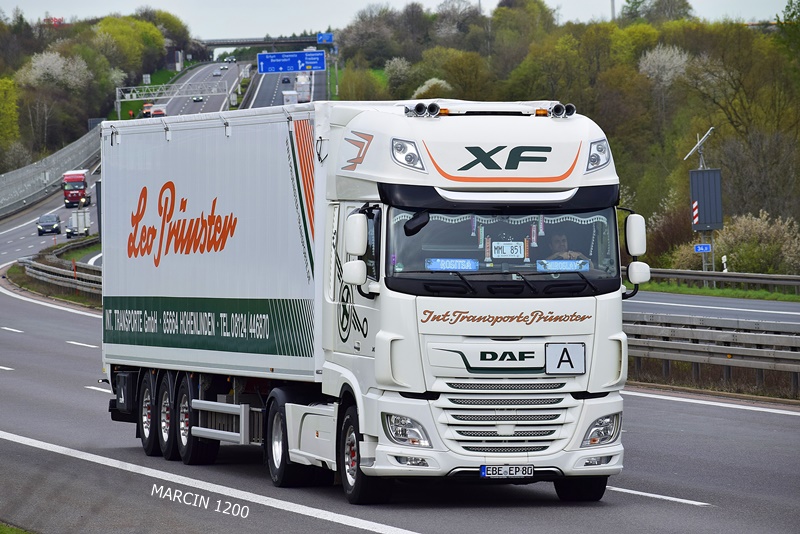 _DSC1318 LEO PRUNSTER-crop-DAF XF 106 II.JPG