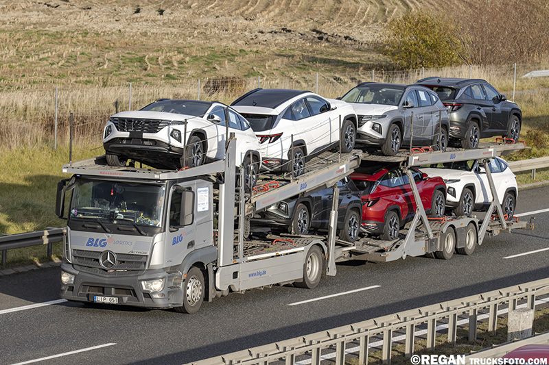 Mercedes-Benz Actros MP4 - BLG Logistics.jpg