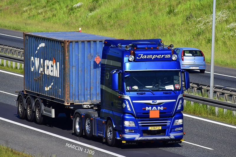 _DSC3114-crop-JASPERS-MAN TGX Euro6 II.JPG