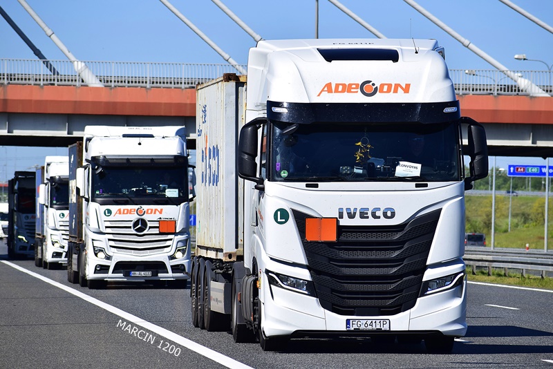 _DSC3156-crop-ADECON-IVECO S WAY.JPG