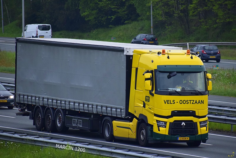 _DSC3595-crop-Vels Oostzaan-Renault Range T Evo.JPG