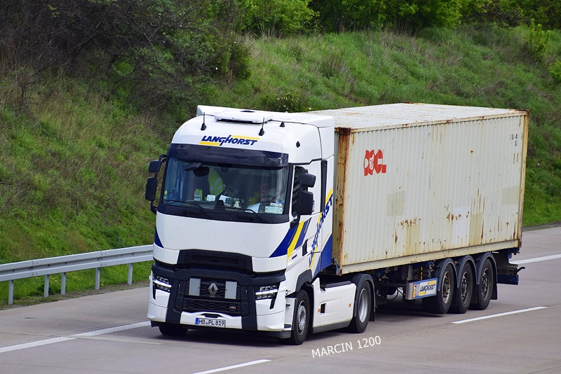 _DSC1712 LANGHORST-crop-Renault Range T Evo.JPG