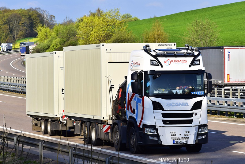 _DSC2752 KIRMES-crop-SCANIA R NG.JPG