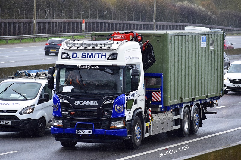_DSC0879-crop-D Smith-SCANIA P500 XT.JPG