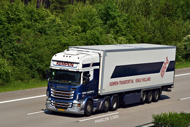 _DSC9032-crop-KEMPEN-SCANIA RII 560 V8.JPG