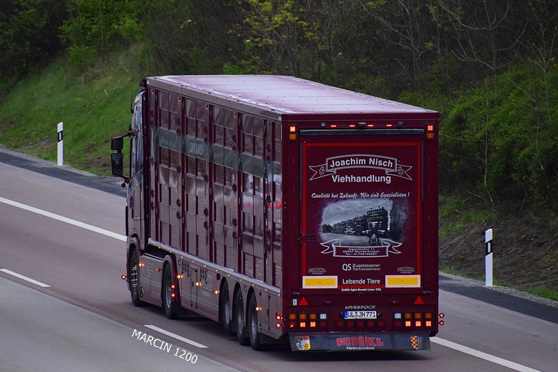 _DSC2305 Joachim Nisch Viehgroßhandel-crop-SCANIA R NG.JPG