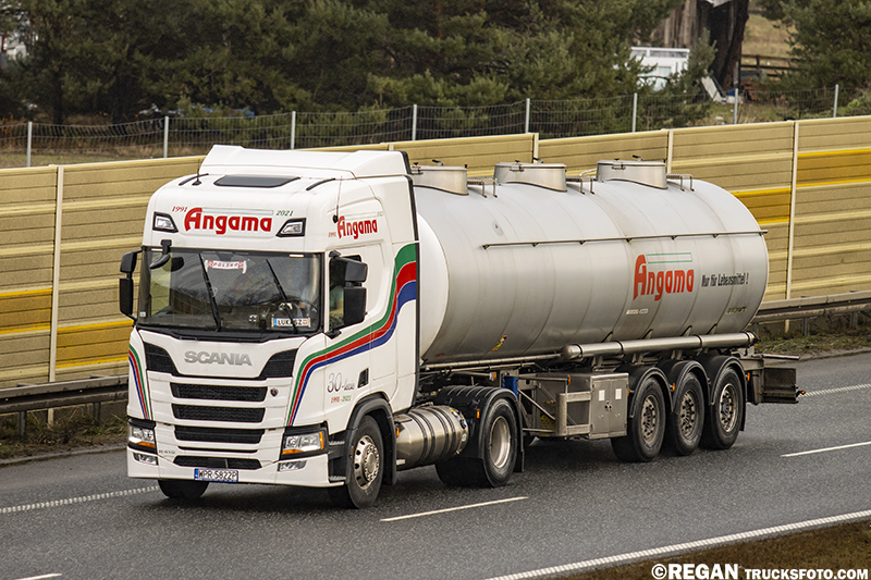 Scania R410 - Angama.jpg