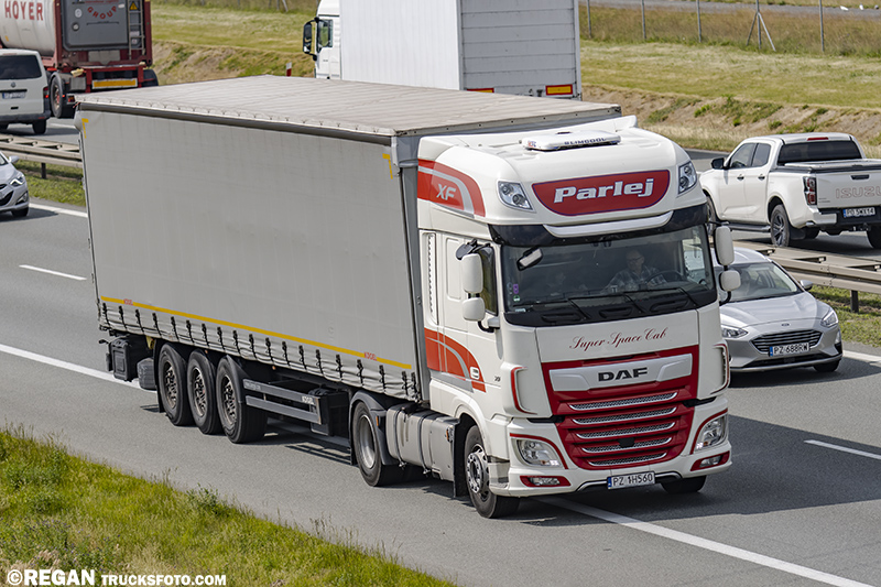 DAF XF - Parlej.jpg
